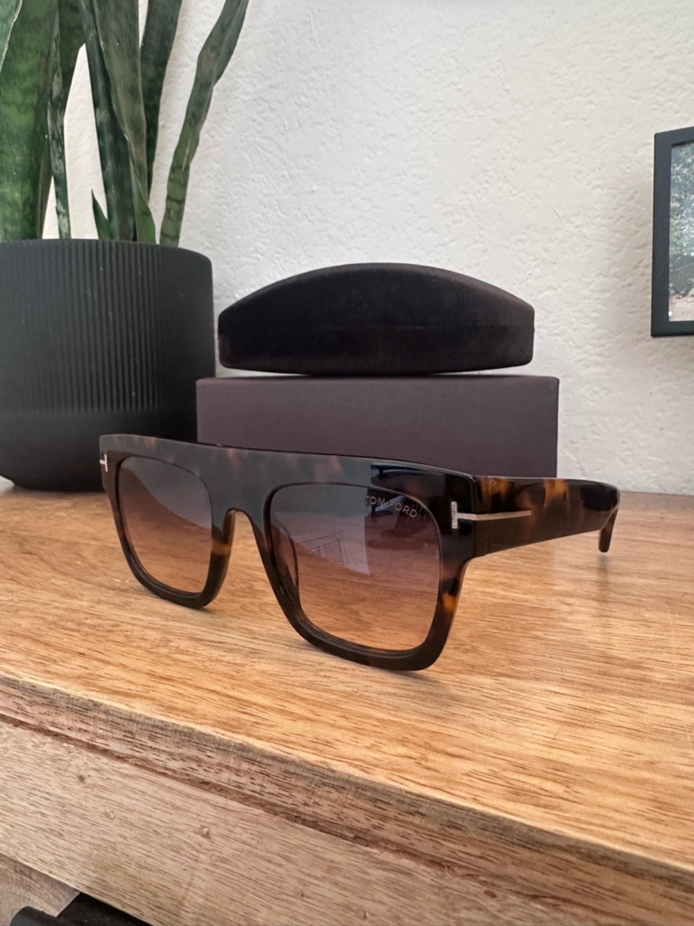 Tom Ford Tortoiseshell Sunglasses with Brown Gradient Lenses FT0847